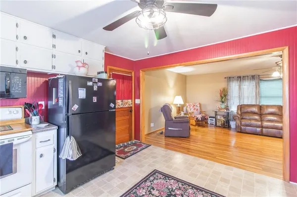 $245,000 | 508 West 19th Street, Higginsville, MO 64037