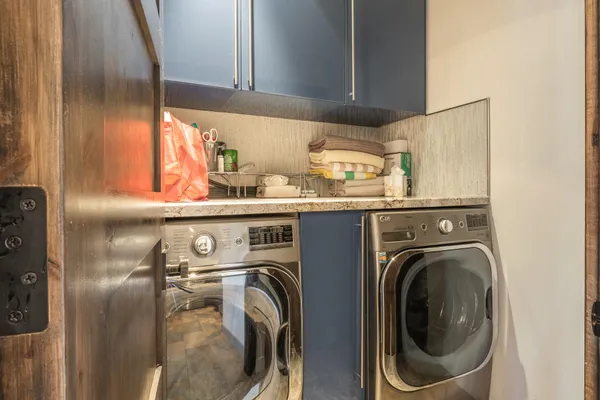 $839,000 | 877 Par Court, Unit 877, Mammoth Lakes, CA 93546