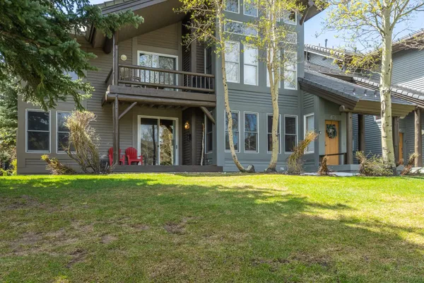 $839,000 | 877 Par Court, Unit 877, Mammoth Lakes, CA 93546