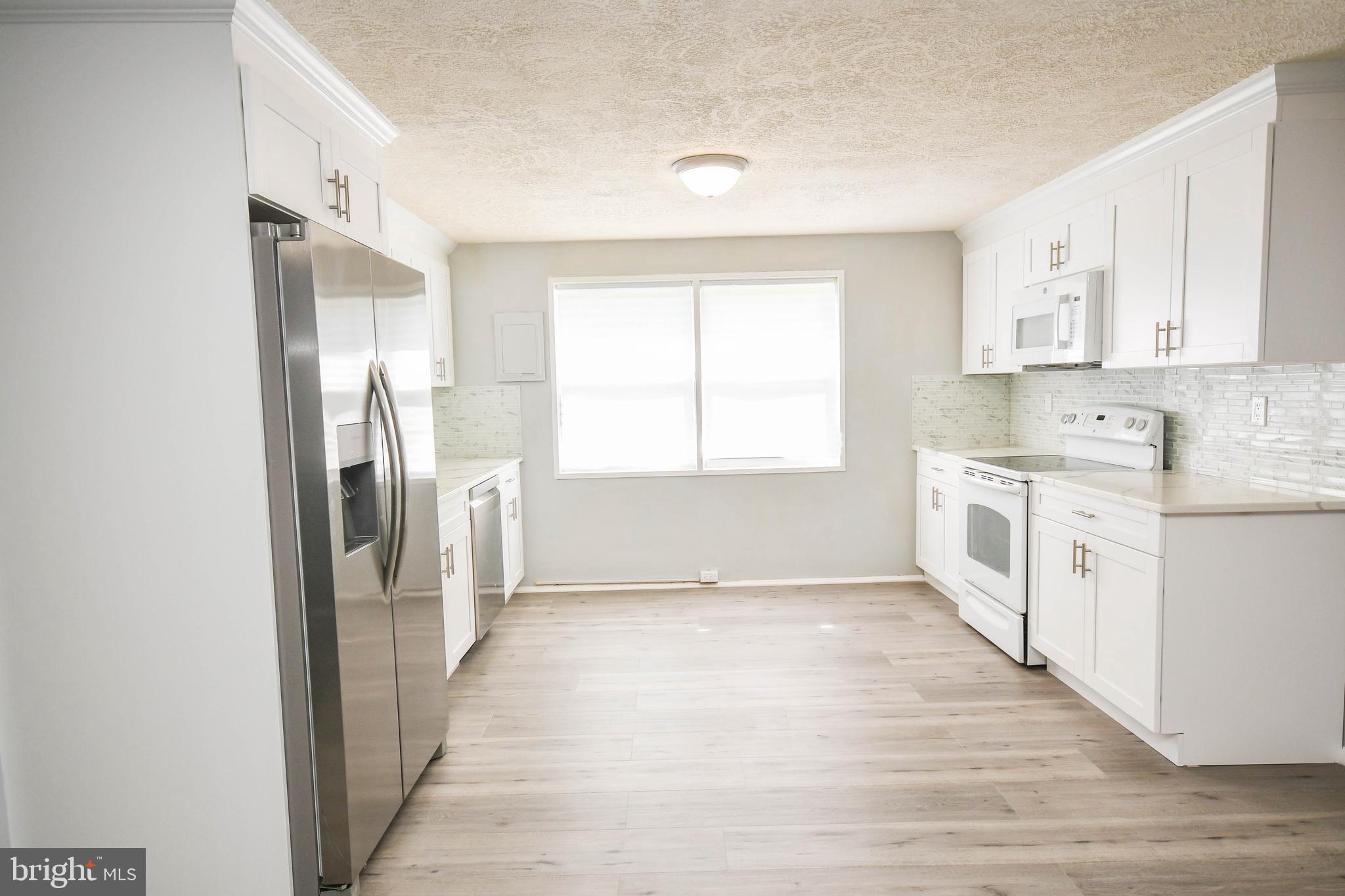 332 Suter Road Baltimore, MD 21228 - Photo 8 of 43