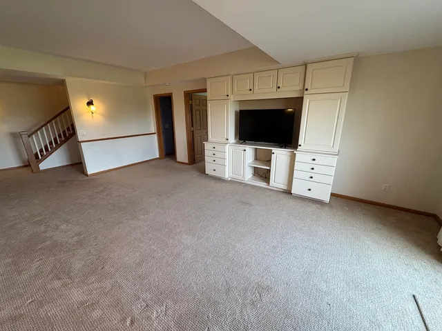 $510,000 | 17-90 Whitewater Drive, Lake Carroll, IL 61046