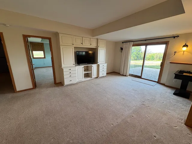 $510,000 | 17-90 Whitewater Drive, Lake Carroll, IL 61046