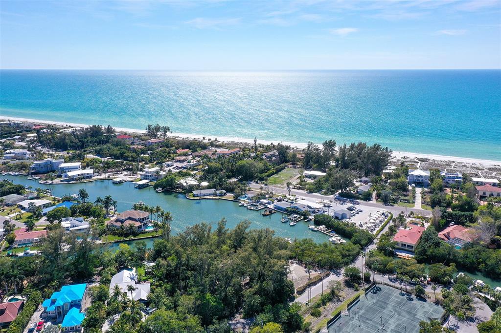 600 Dream Island Road Longboat Key, FL 34228 - Photo 2 of 30