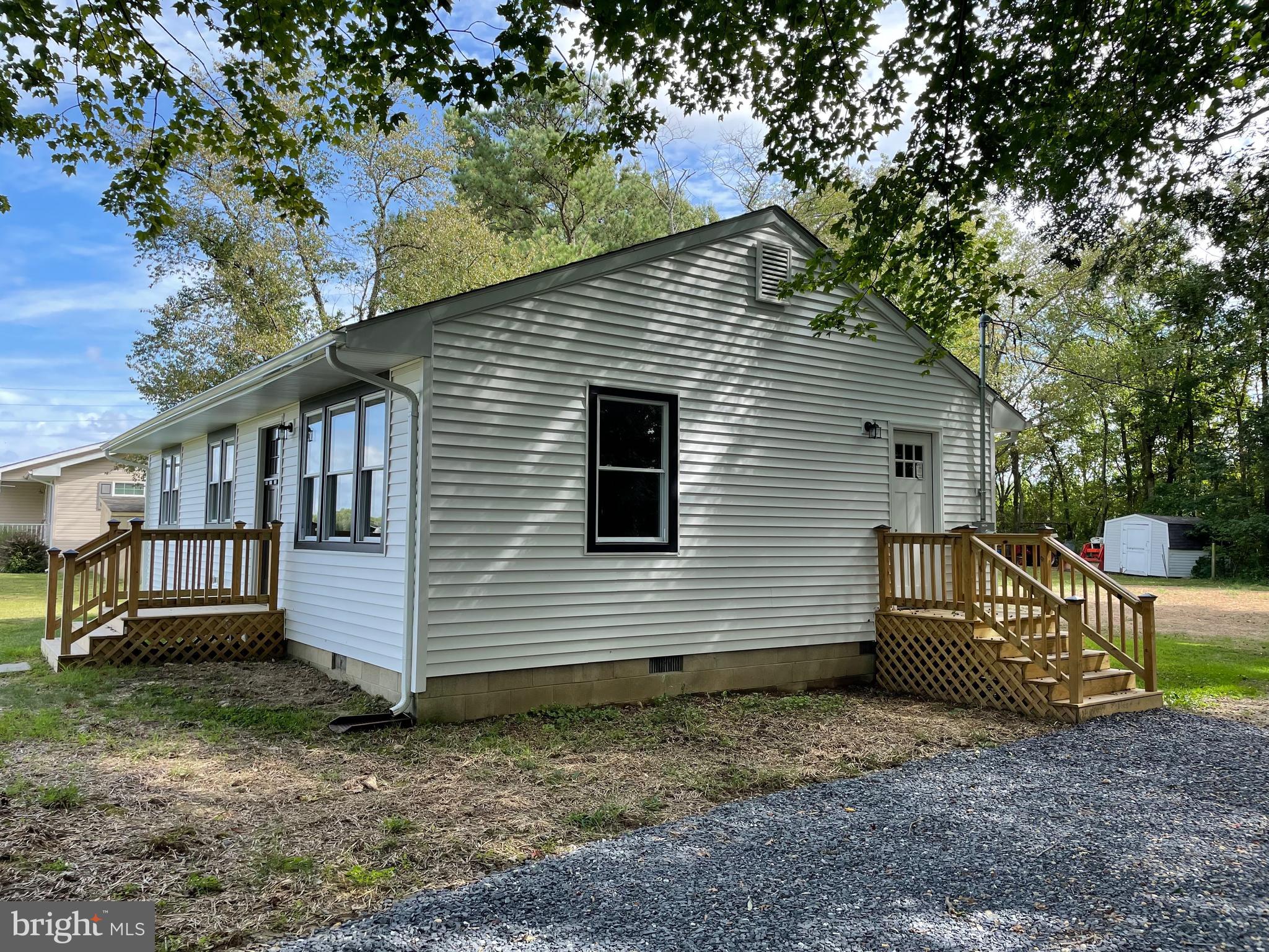 5983 American Corner Road Denton, MD 21629 - Photo 2 of 6 Side of house