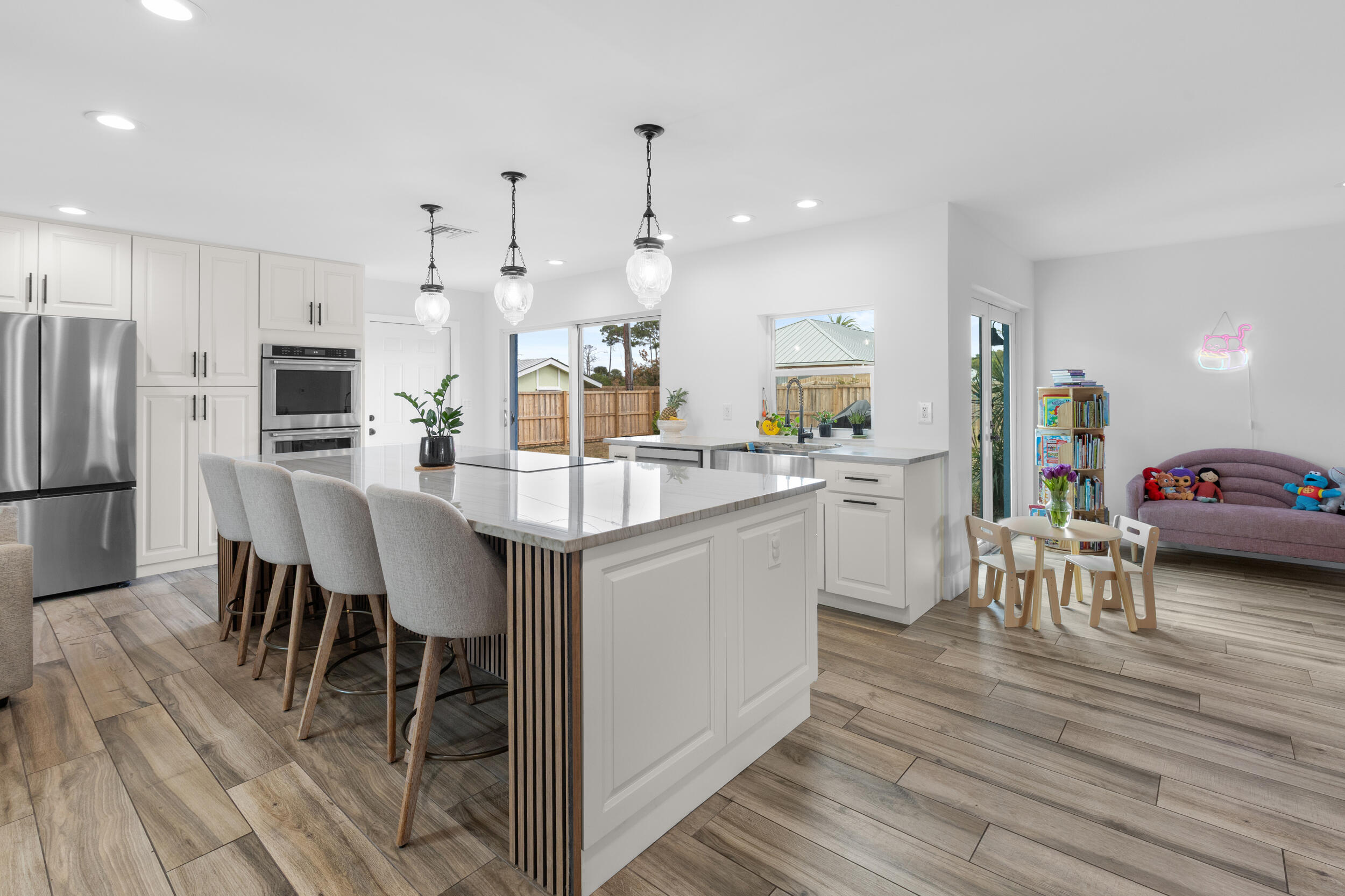 5783 Southeast Mercedes Avenue Stuart, FL 34997 - Photo 7 of 41 Island 11x4 1/2