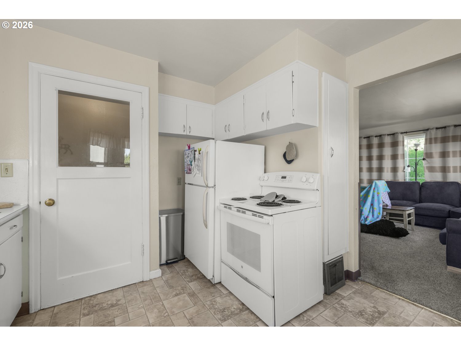 4360 Eagle Crest Road Northwest Salem, OR 97304 - Photo 7 of 24