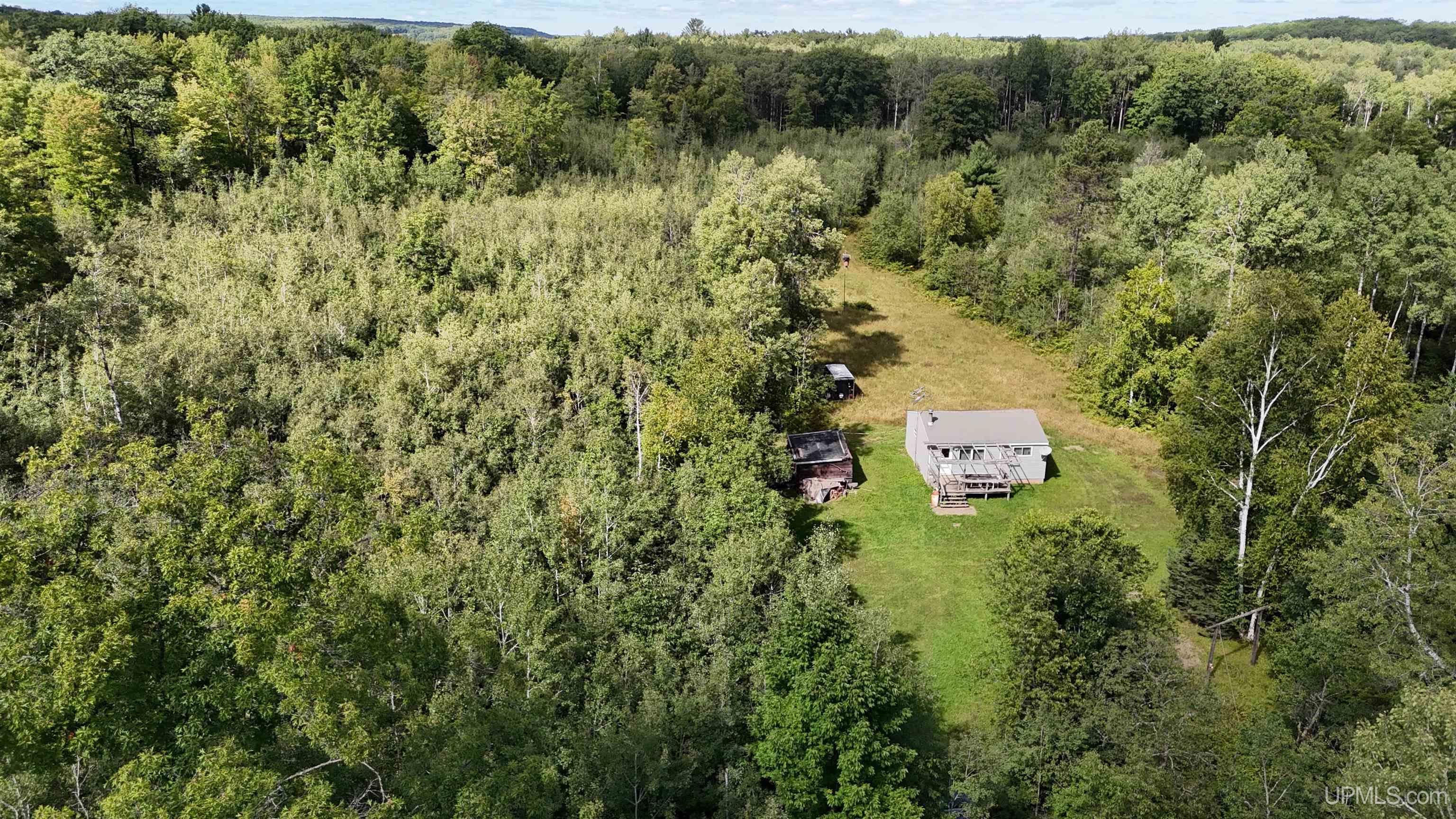 650 Stager Lake Road Crystal Falls, MI 49920 - Photo 25 of 38