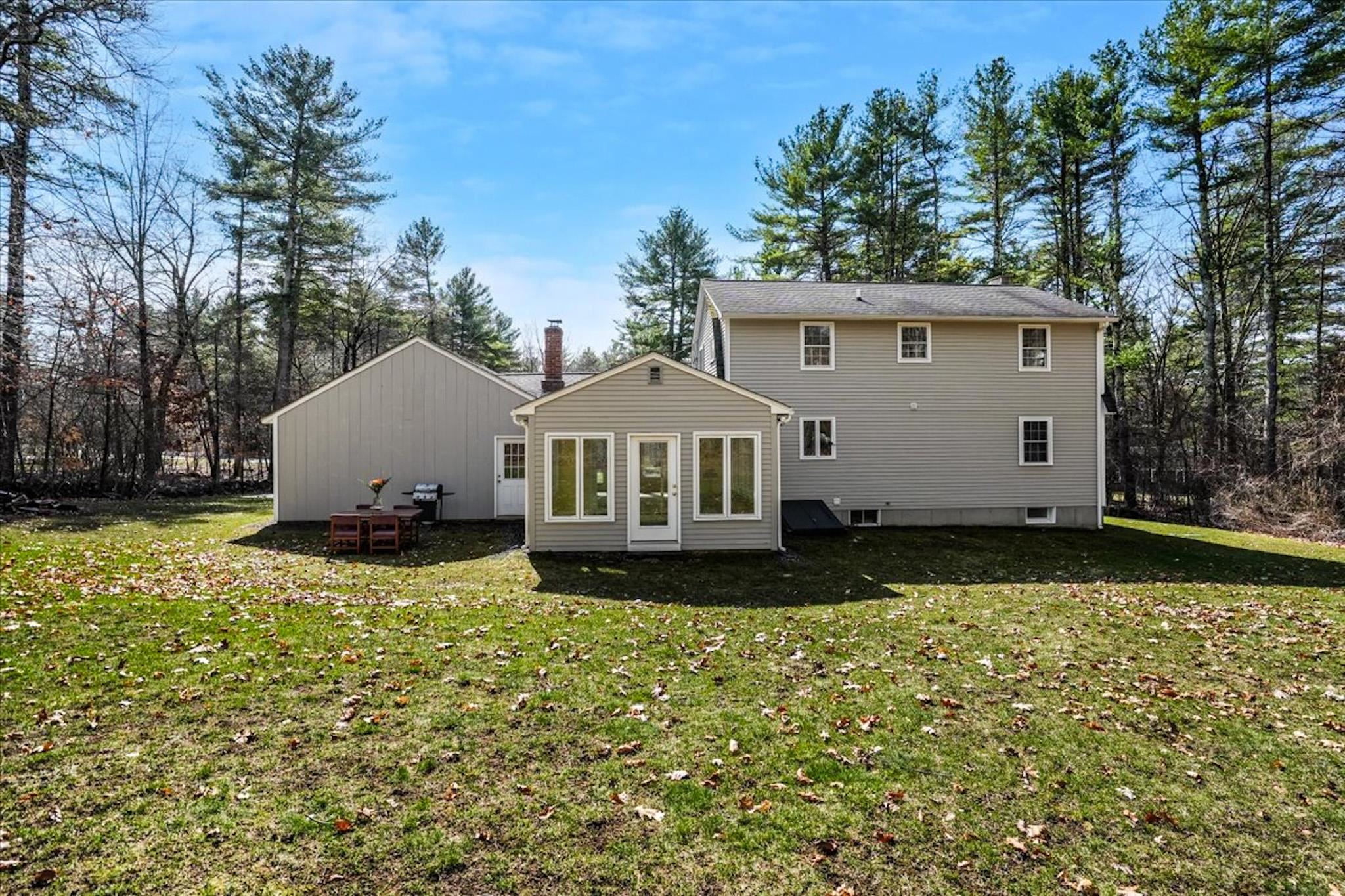 13 Karen Road Windham, NH 03087 - Photo 2 of 59