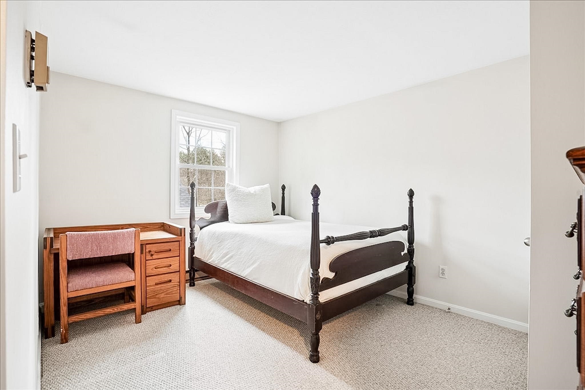 13 Karen Road Windham, NH 03087 - Photo 37 of 59