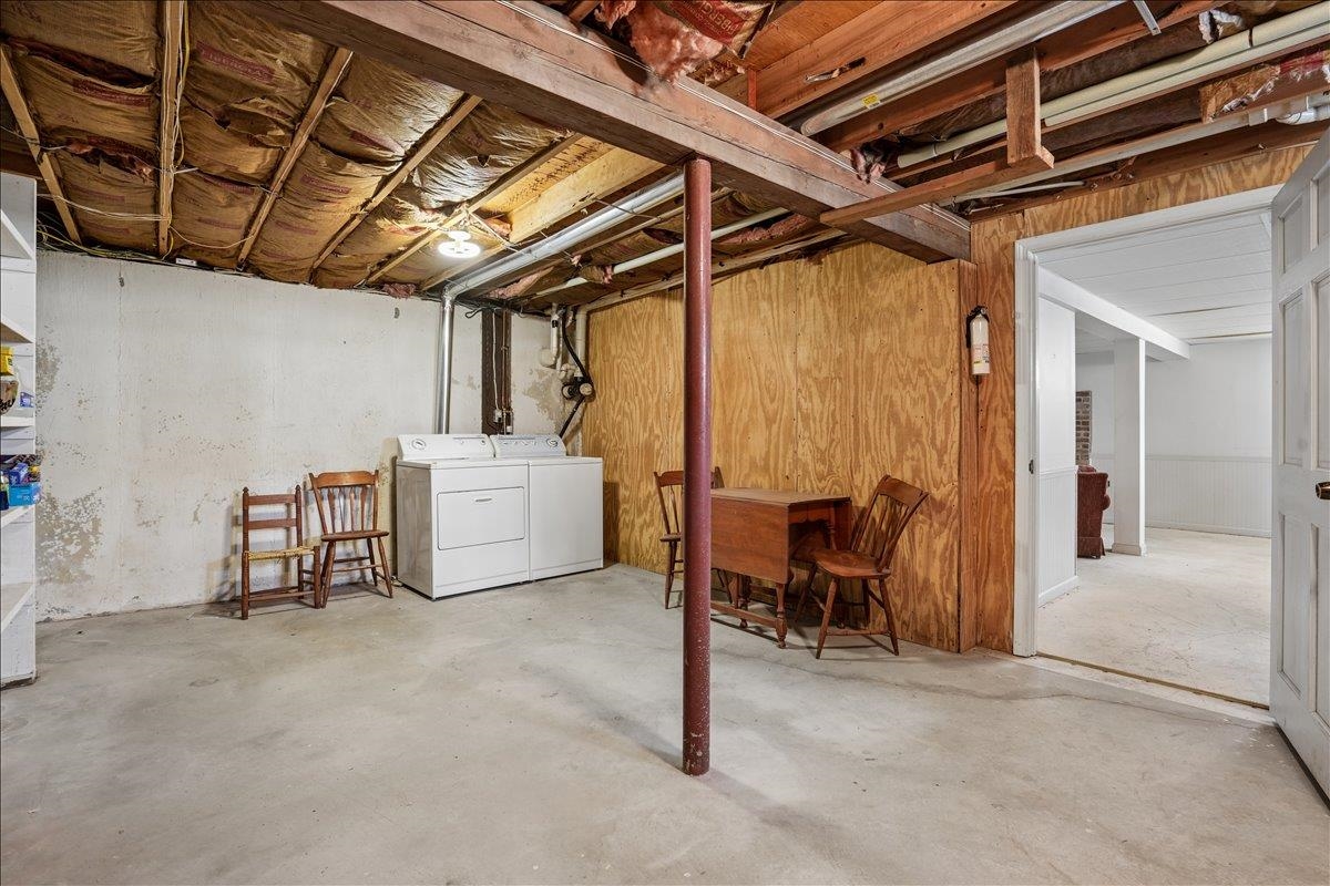 13 Karen Road Windham, NH 03087 - Photo 43 of 59