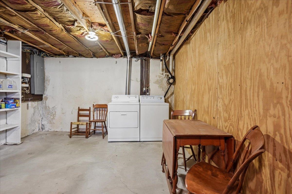 13 Karen Road Windham, NH 03087 - Photo 45 of 59