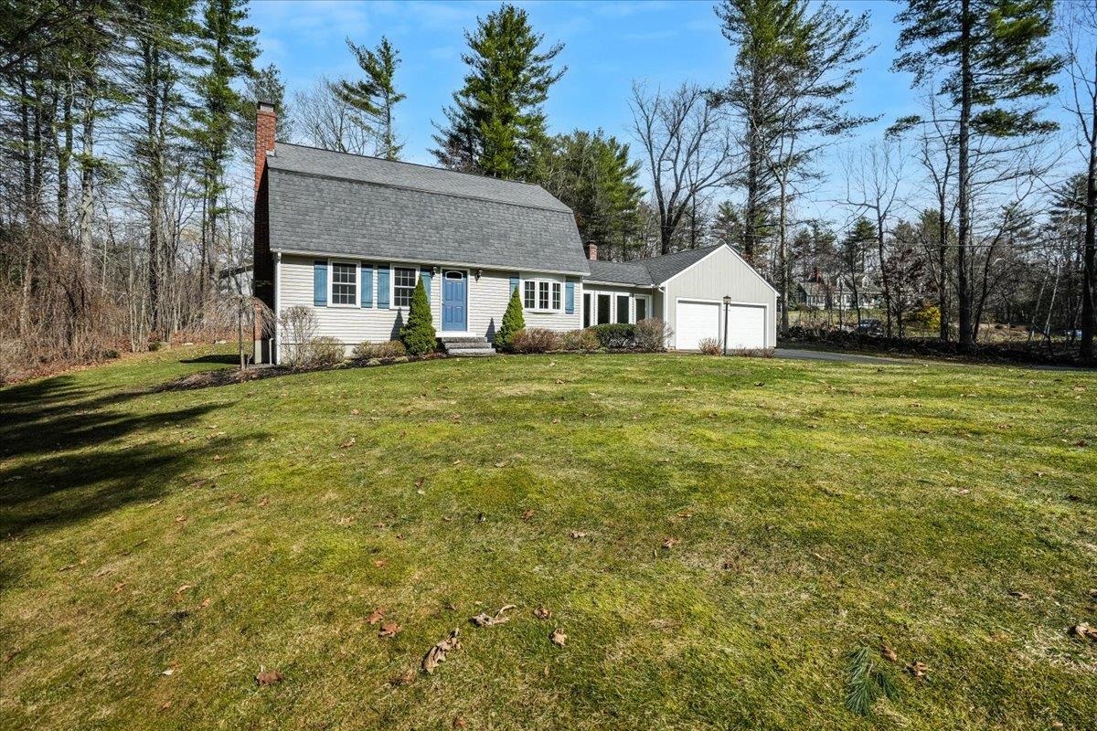 13 Karen Road Windham, NH 03087 - Photo 50 of 59