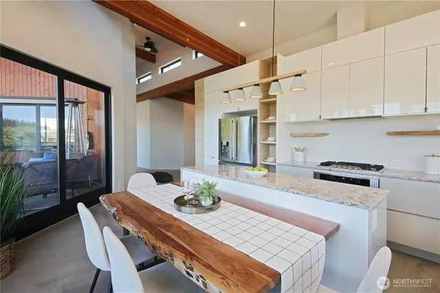 $1,690,000 | 5453 Harborside Lane, Freeland, WA 98249