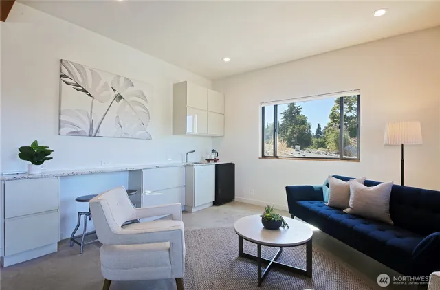 $1,690,000 | 5453 Harborside Lane, Freeland, WA 98249