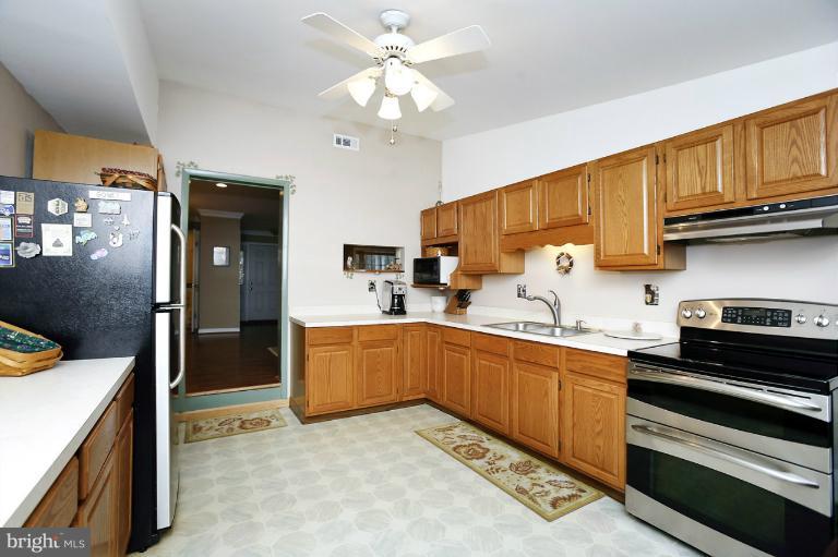1428 Grimm Road Severn, MD 21144 - Photo 3 of 18 Kitchen