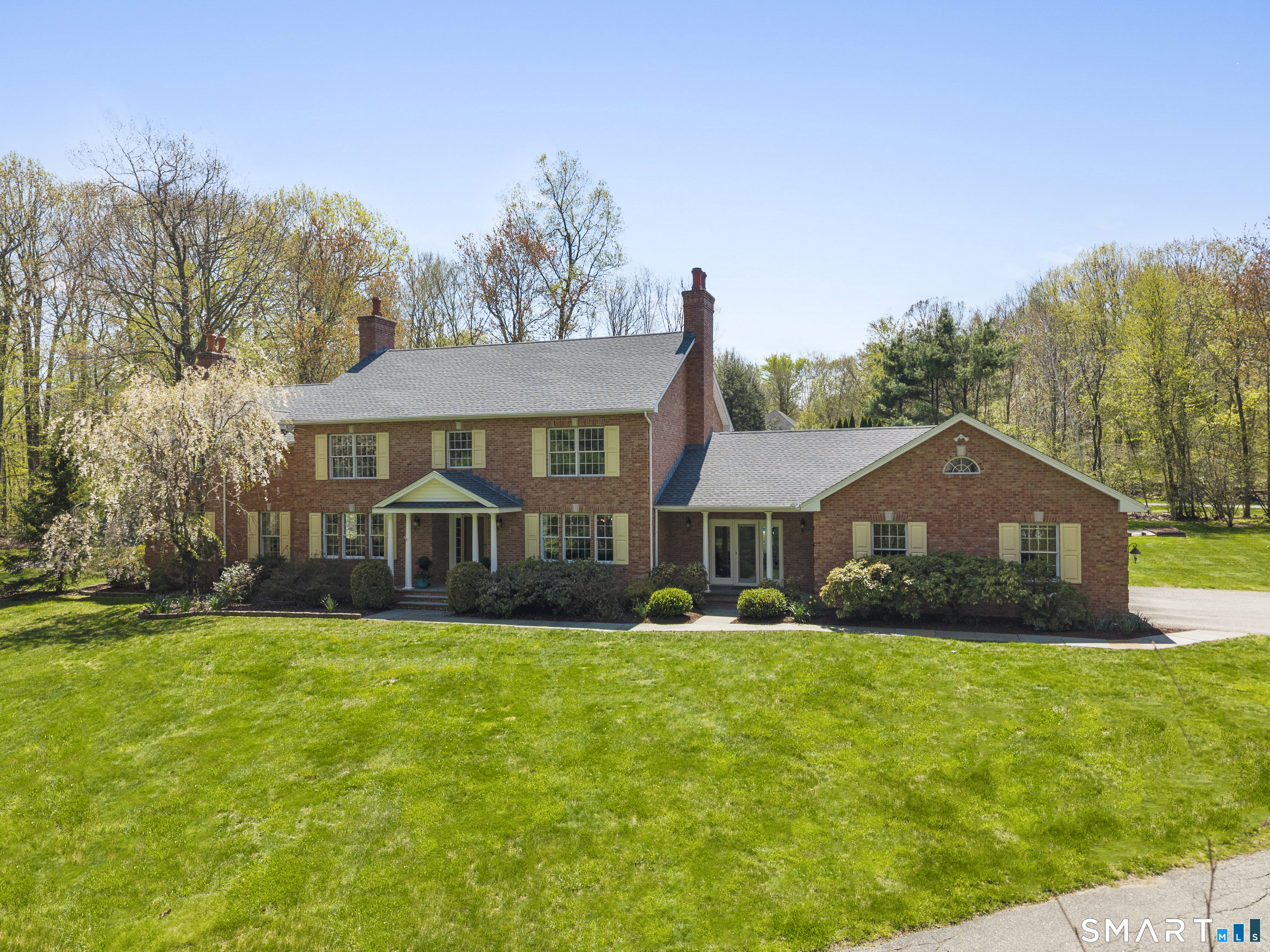 16 Cider Mill Road Burlington, CT 06013 - Photo 1 of 40