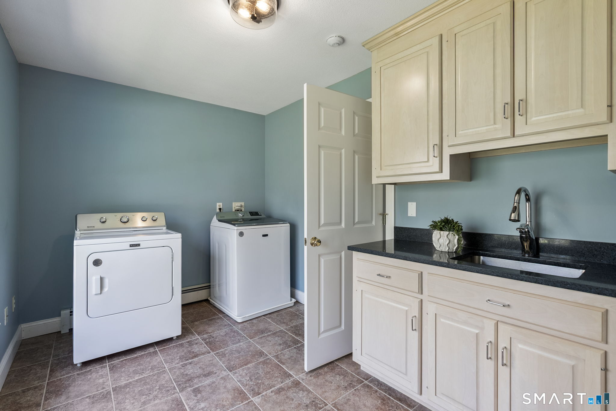 16 Cider Mill Road Burlington, CT 06013 - Photo 32 of 40