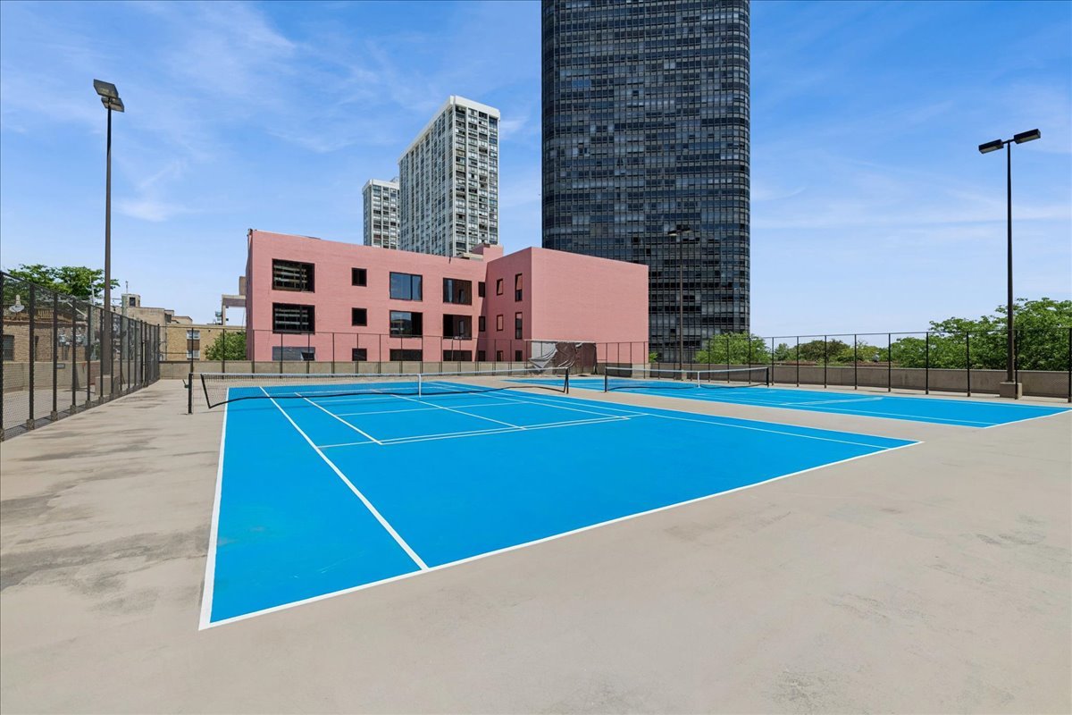 5320 North Sheridan Road, Unit 1911 Chicago, IL 60640 - Photo 7 of 26