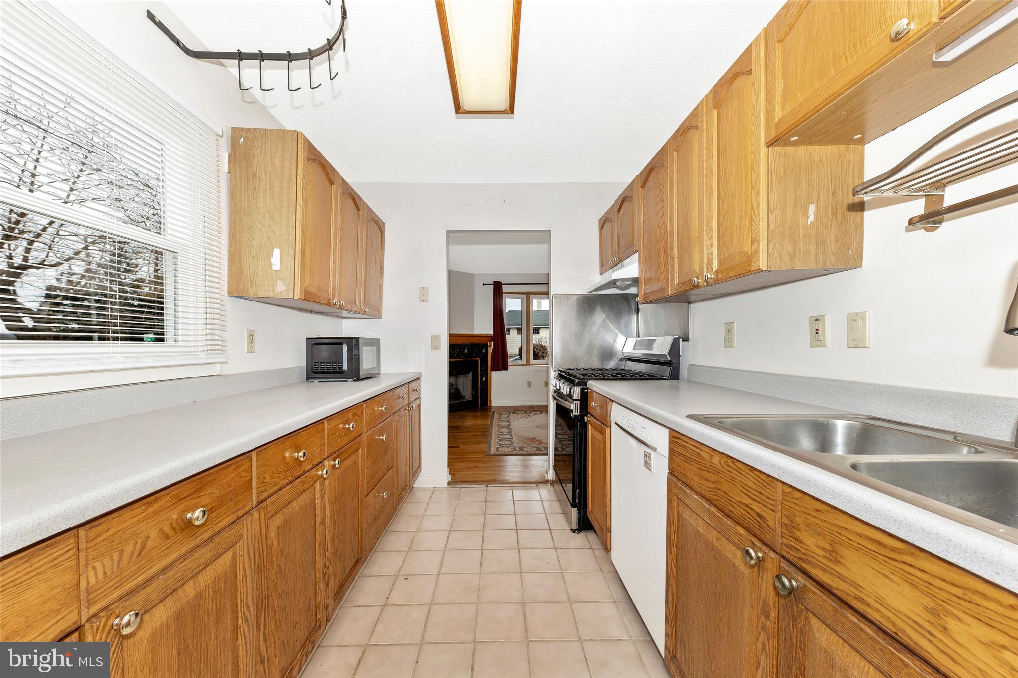 502 Military Road Frederick, MD 21702 - Photo 6 of 29 Kitchen