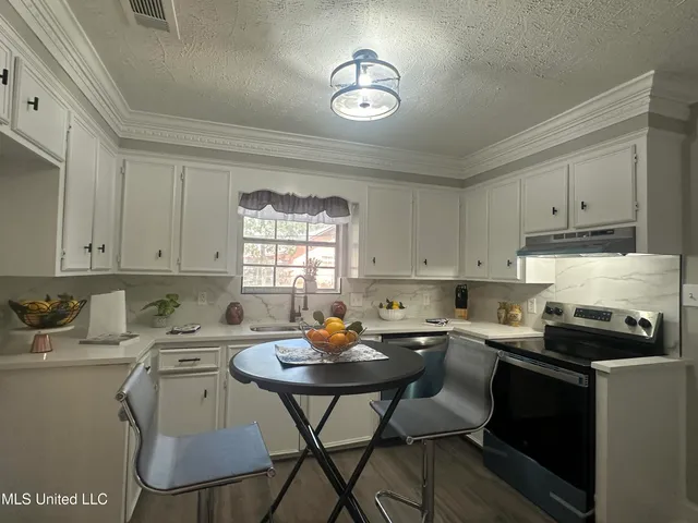 $195,900 | 909 Brookford Court, Jackson, MS 39212