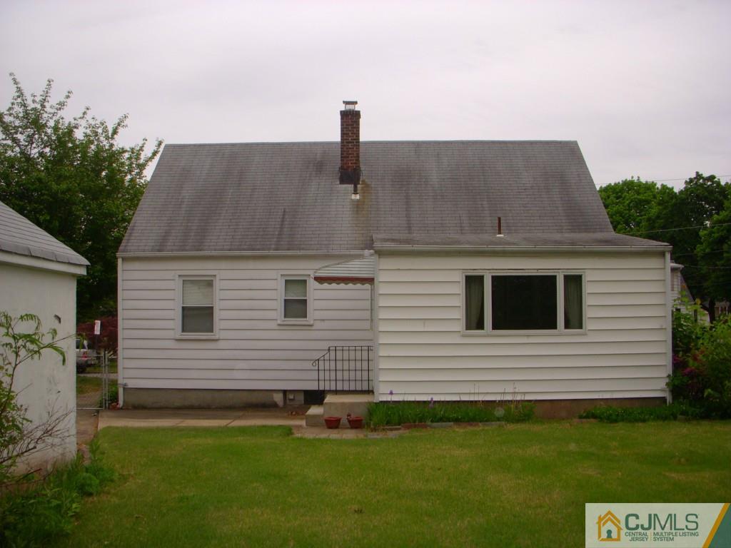 27 Runyon Avenue Edison, NJ 08817 - Photo 7 of 18 Gallery Image 7