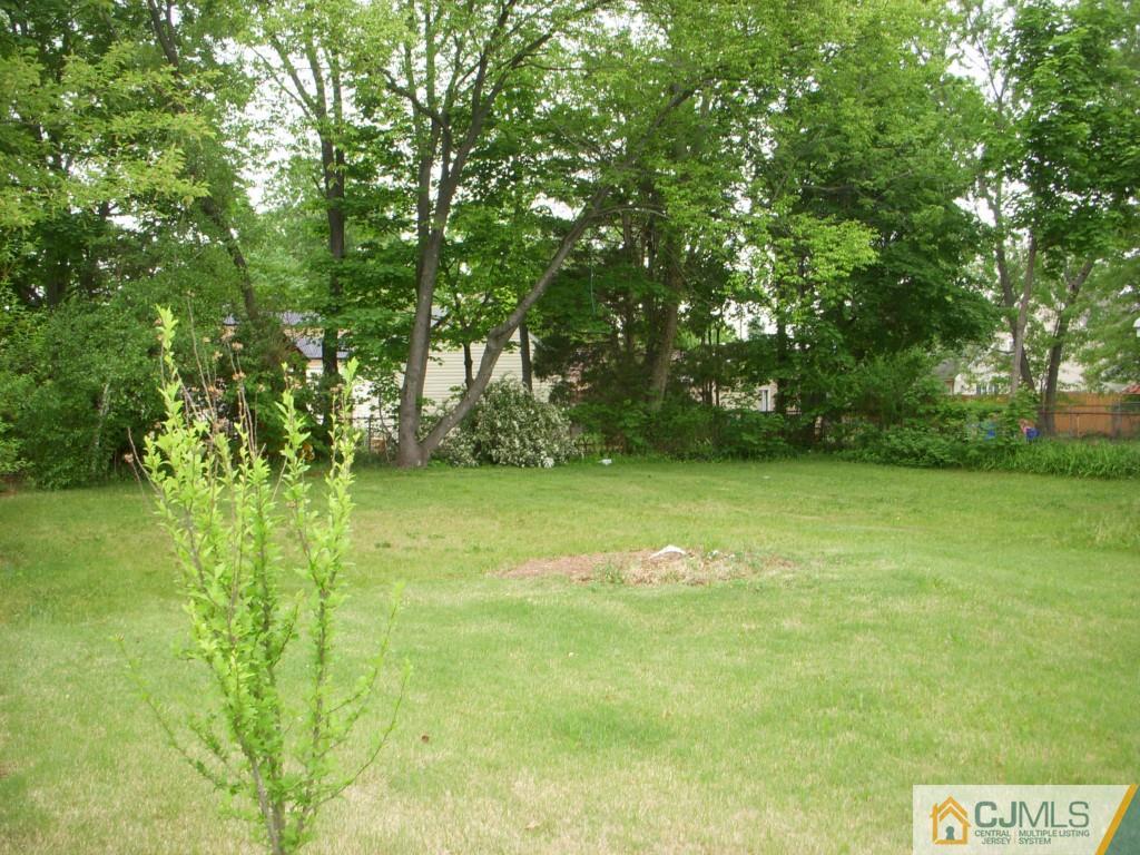 27 Runyon Avenue Edison, NJ 08817 - Photo 9 of 18 Gallery Image 9