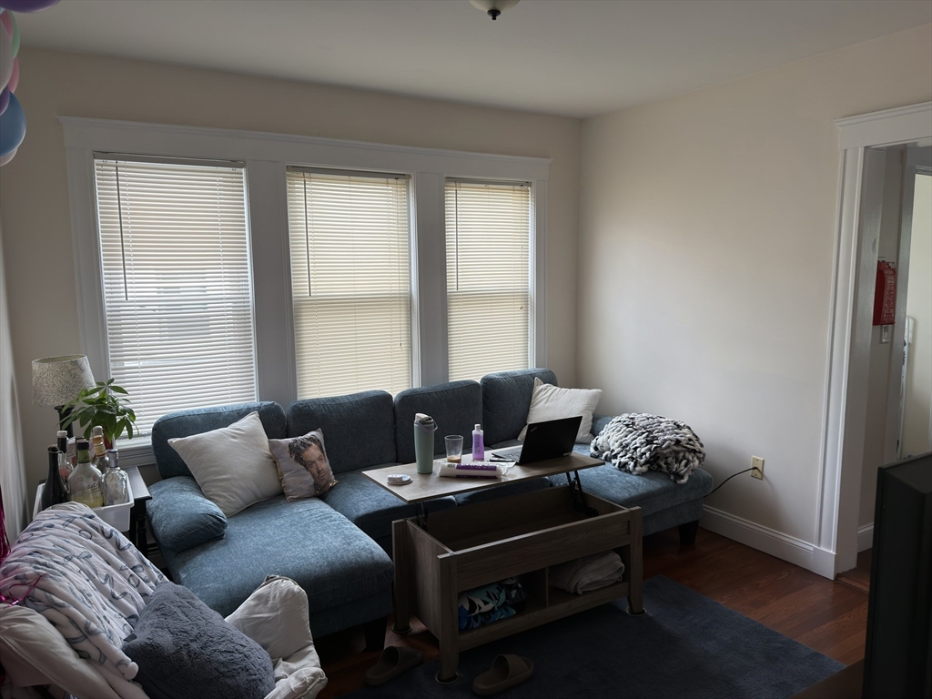 19 Claymoss Road Boston, MA 02135 - Photo 16 of 28