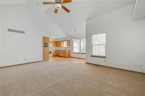 $205,000 | 909 Mission Road, Harrisonville, MO 64701