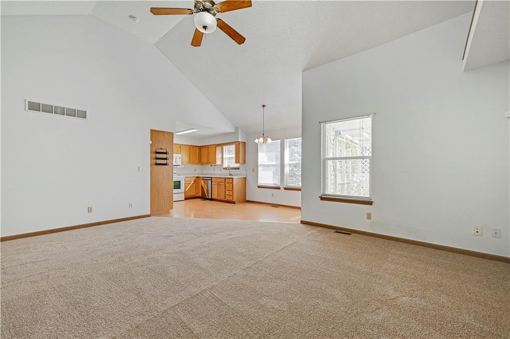 909 Mission Road Harrisonville, MO 64701 - Photo 11 of 23