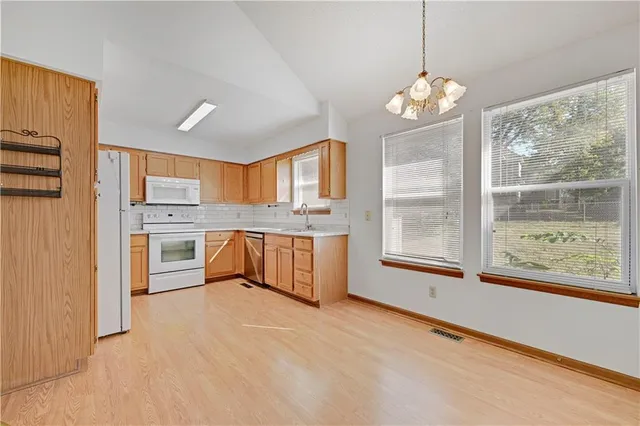 $205,000 | 909 Mission Road, Harrisonville, MO 64701