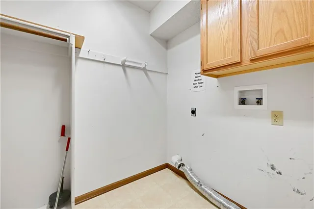 $205,000 | 909 Mission Road, Harrisonville, MO 64701