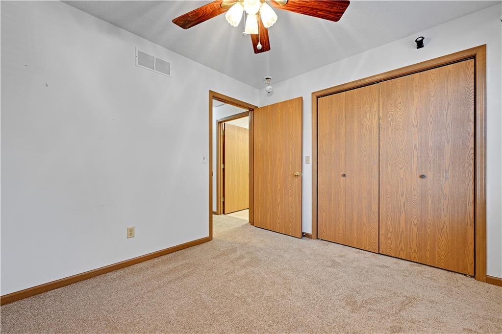 909 Mission Road Harrisonville, MO 64701 - Photo 18 of 23