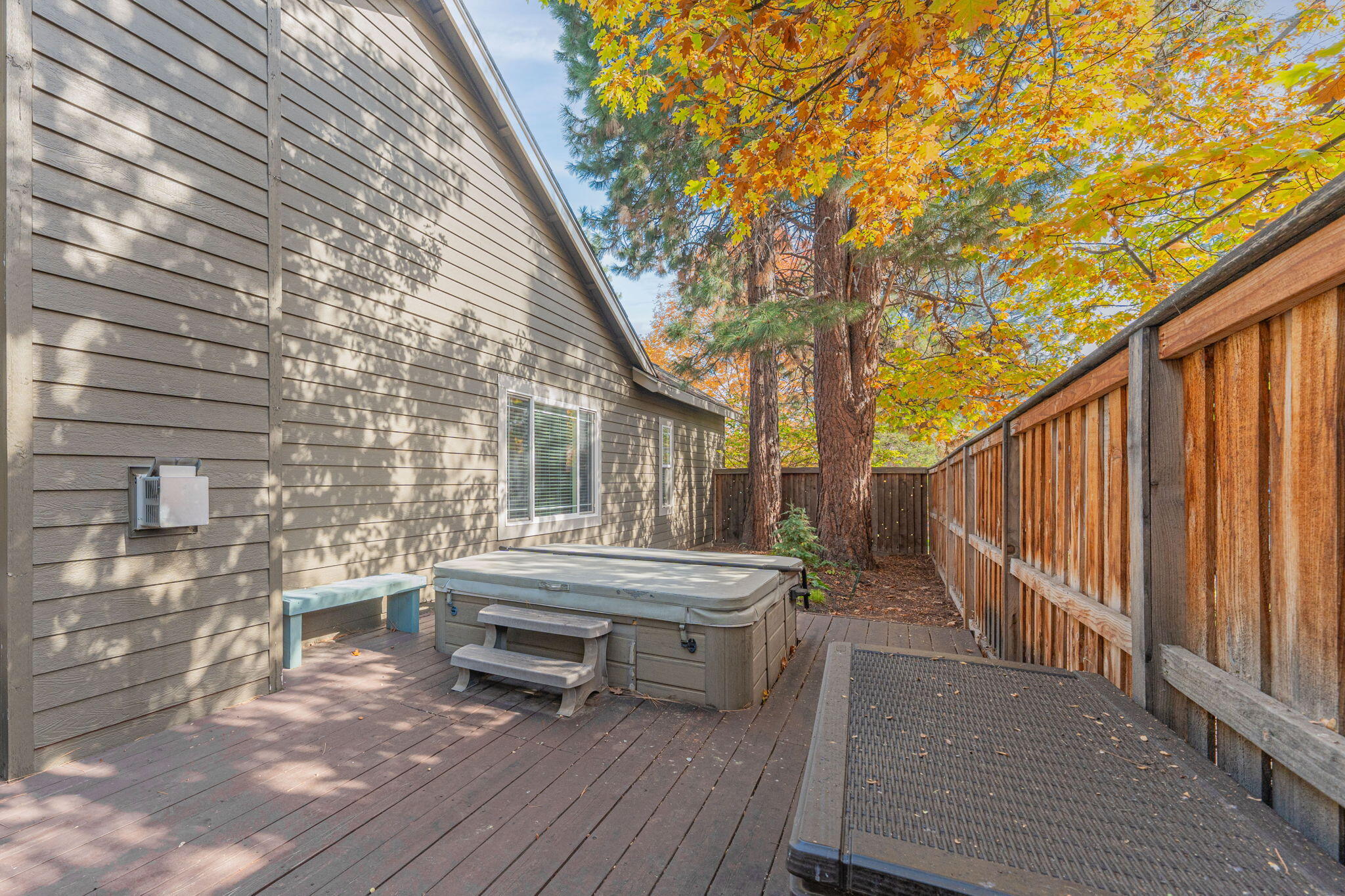 19858 Powers Road Bend, OR 97702 - Photo 77 of 87 24-web-or-mls-Riley_Visuals-24