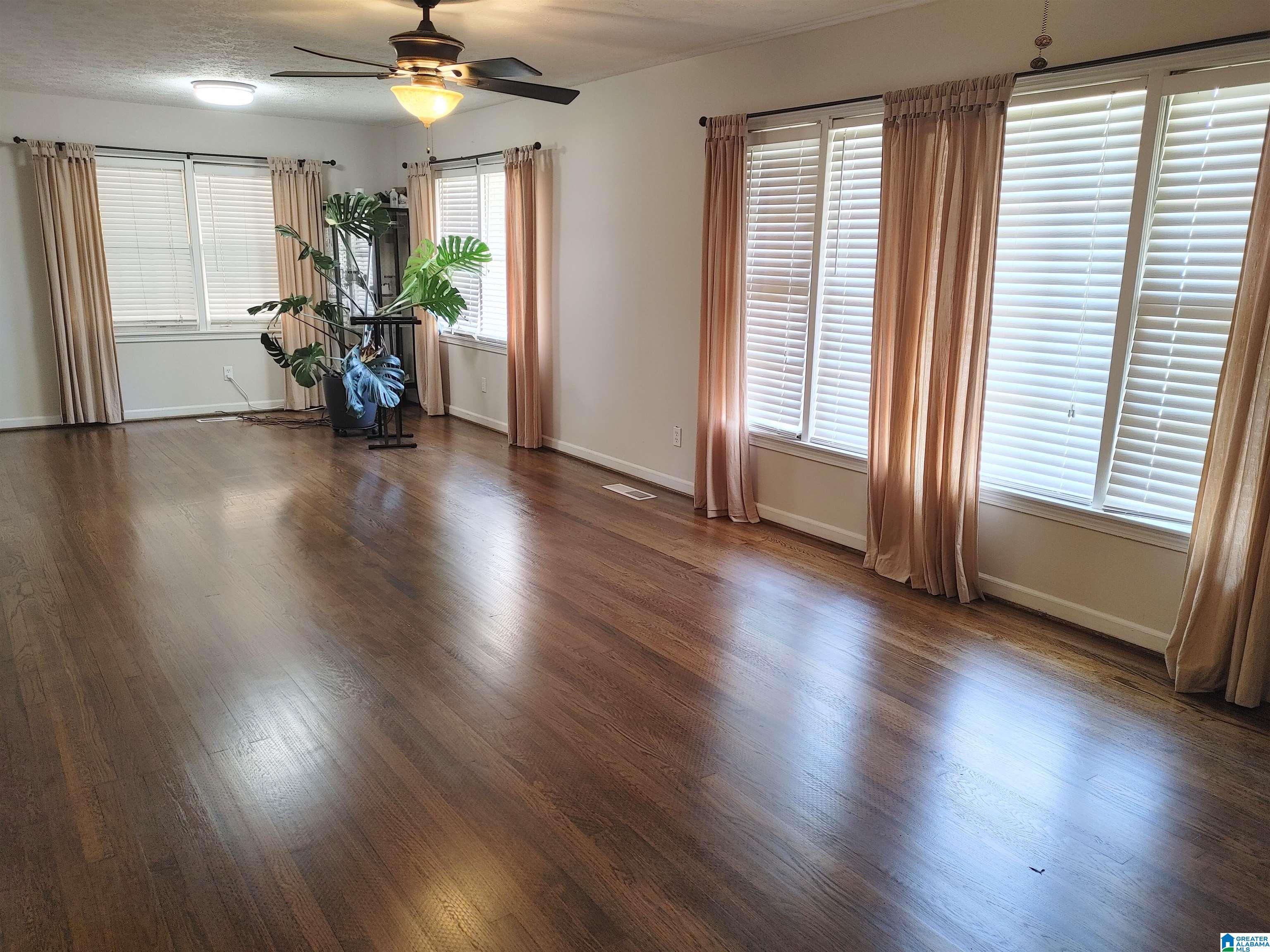 706 Country Club Road Sylacauga, AL 35150 - Photo 5 of 16 Gallery Image 5