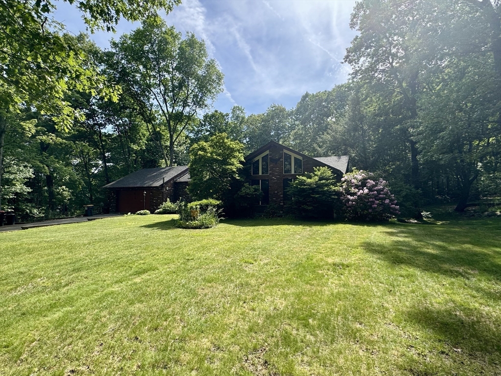 64 Number 10 Schoolhouse Road Charlton, MA 01507 - Photo 37 of 39