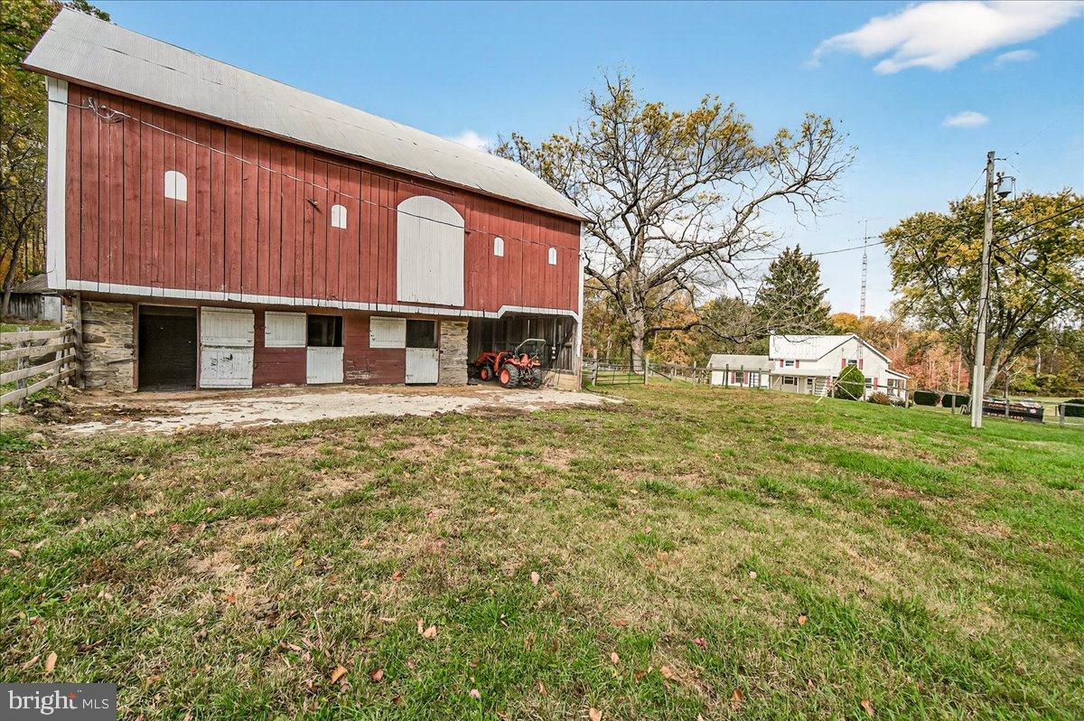 11804 Pleasant Walk Road Myersville, MD 21773 - Photo 33 of 49 a large building with trees in front of it
