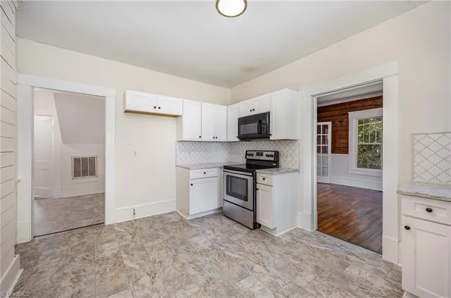 $299,000 | 909 Burlington Avenue, Gibsonville, NC 27249