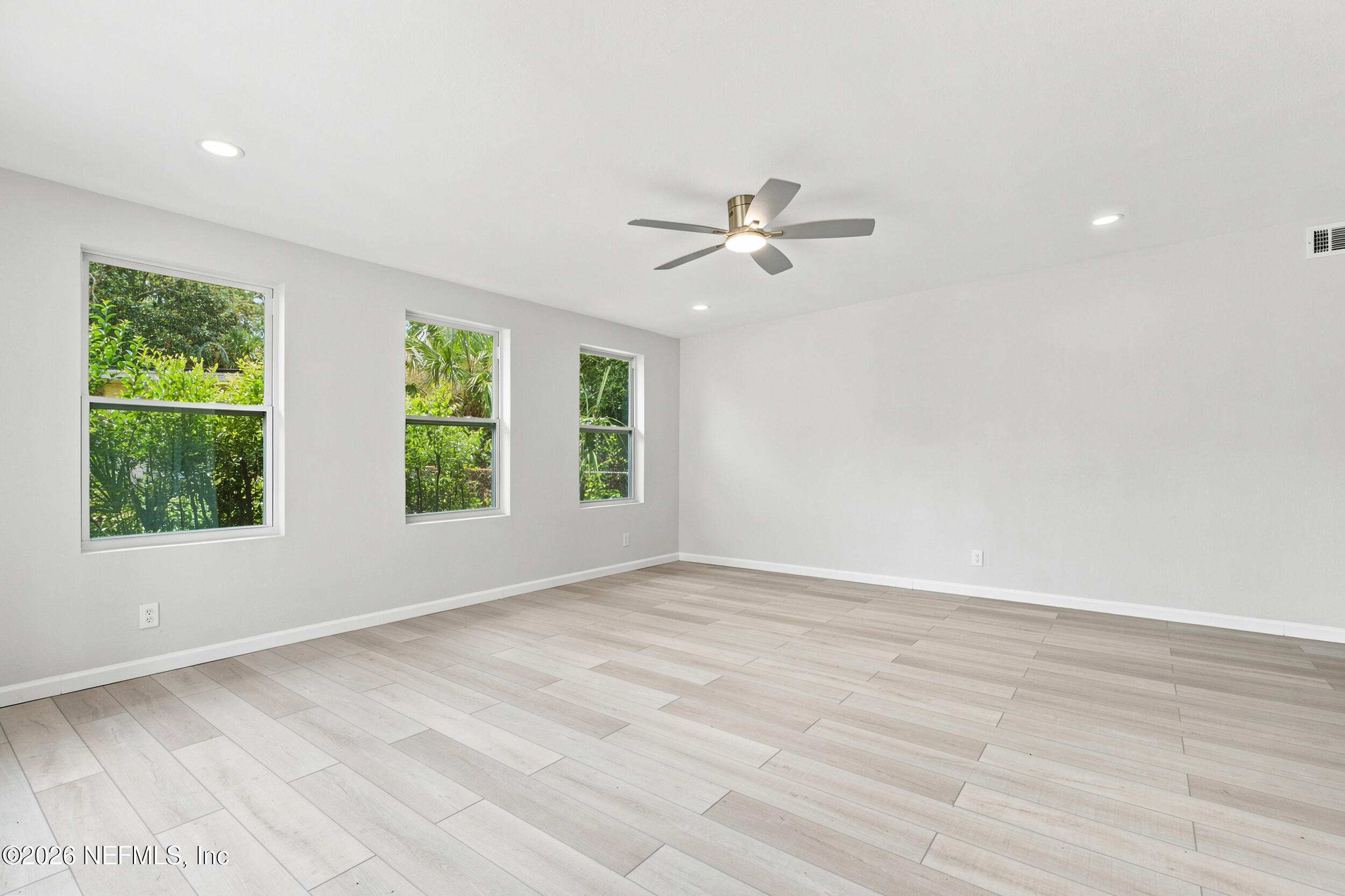 930 Middleton Road Jacksonville, FL 32211 - Photo 4 of 29 homeprimemedia-05