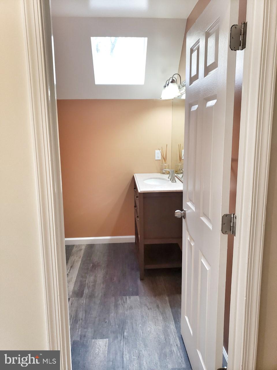 6051 Massey Crossing Road Willards, MD 21874 - Photo 42 of 60 Upstairs Full Bathroom