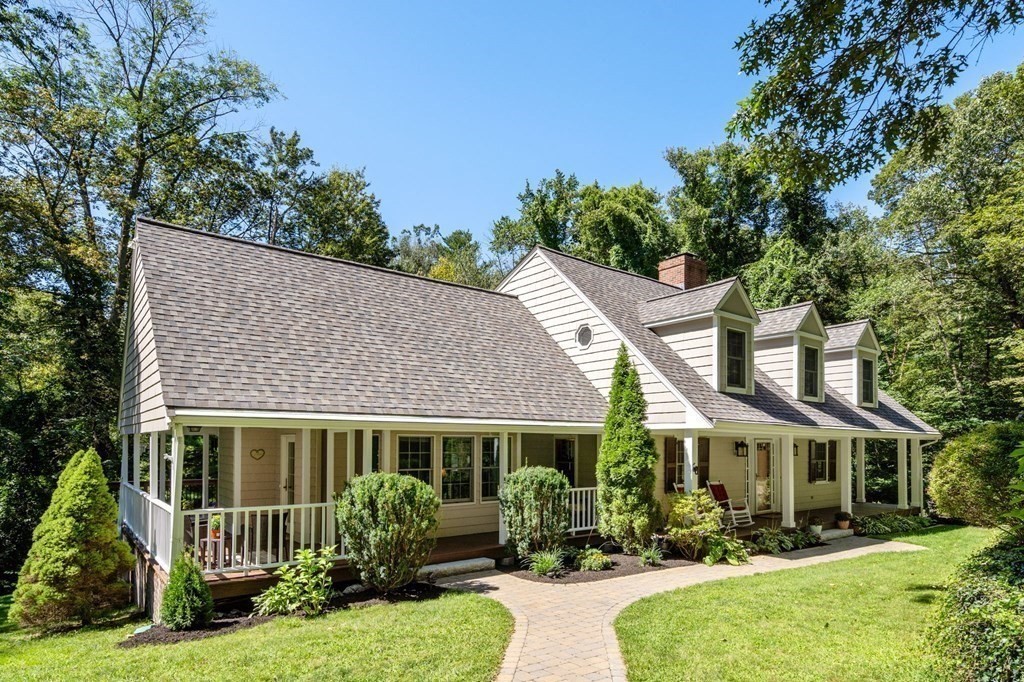 68 Rice Road Wayland, MA 01778 - Photo 2 of 38 Gallery Image 2
