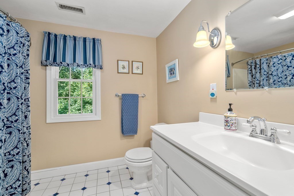 68 Rice Road Wayland, MA 01778 - Photo 22 of 38 Gallery Image 22