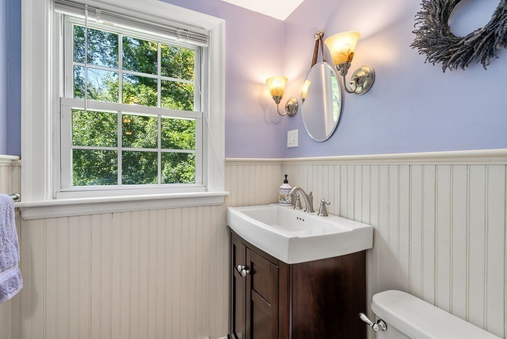 68 Rice Road Wayland, MA 01778 - Photo 24 of 38 Gallery Image 24