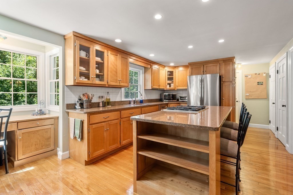 68 Rice Road Wayland, MA 01778 - Photo 7 of 38 Gallery Image 7