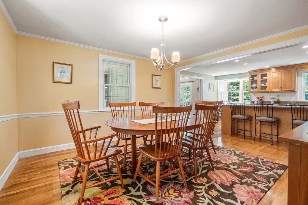 68 Rice Road Wayland, MA 01778 - Photo 9 of 38 Gallery Image 9