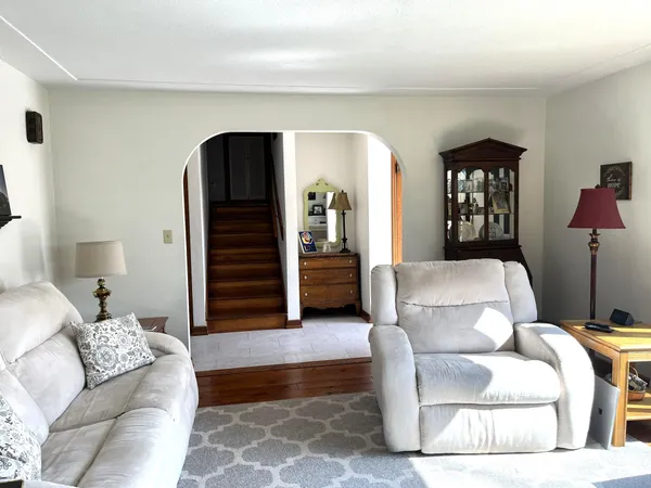 $194,900 | 864 Redwood Drive, Fairmont, MN 56031