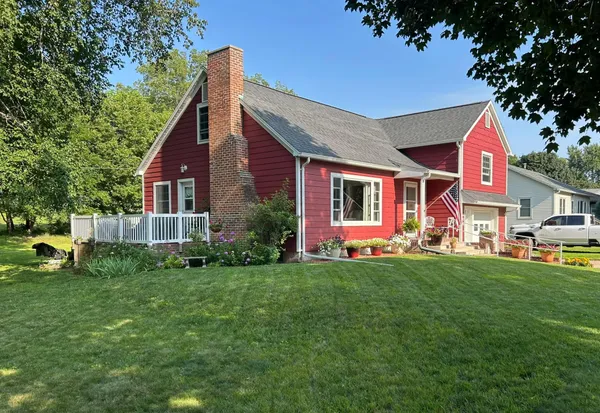 $194,900 | 864 Redwood Drive, Fairmont, MN 56031