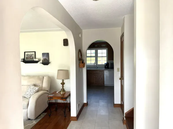 $194,900 | 864 Redwood Drive, Fairmont, MN 56031