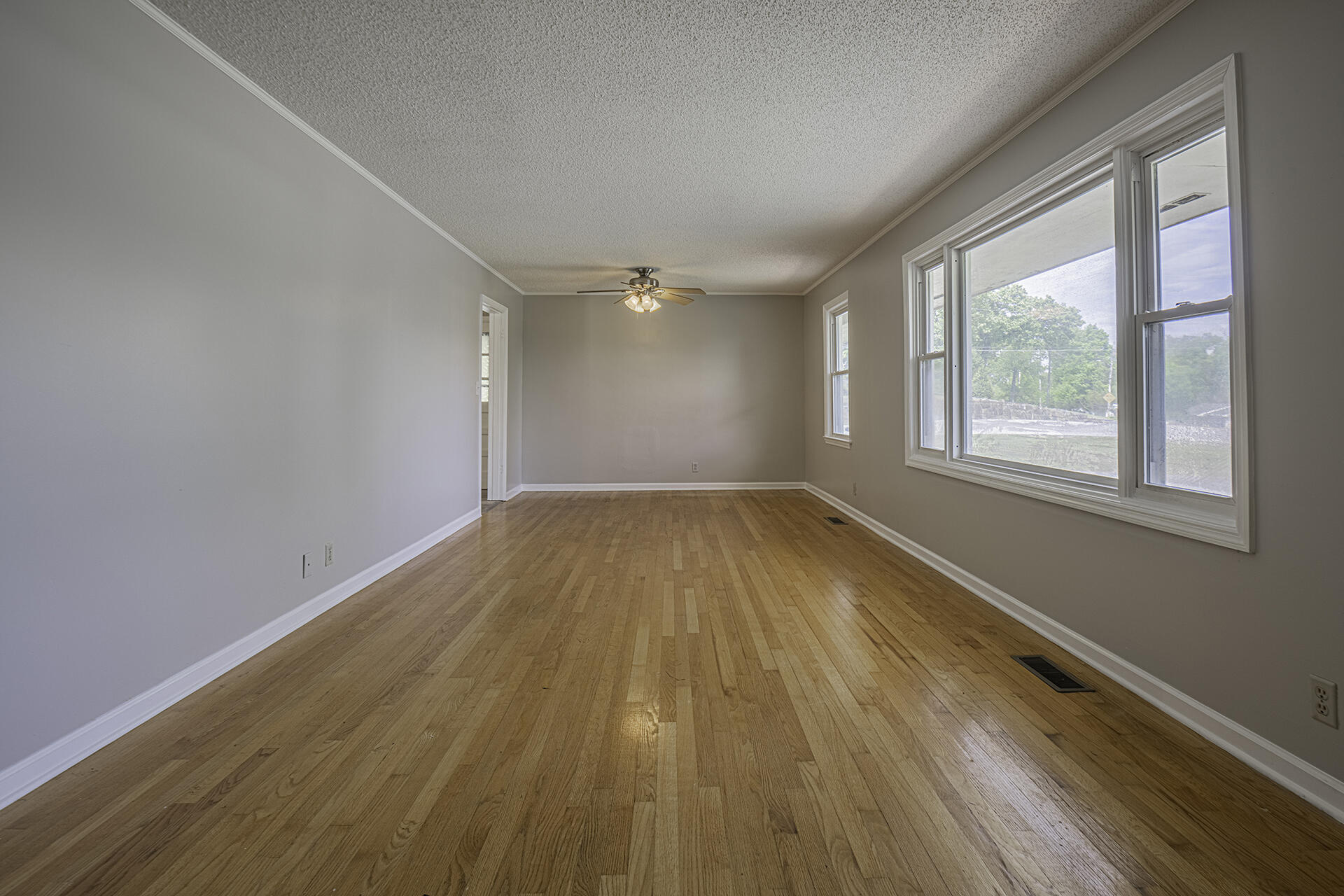 3803 Laird Lane Chattanooga, TN 37415 - Photo 2 of 26 KHP02