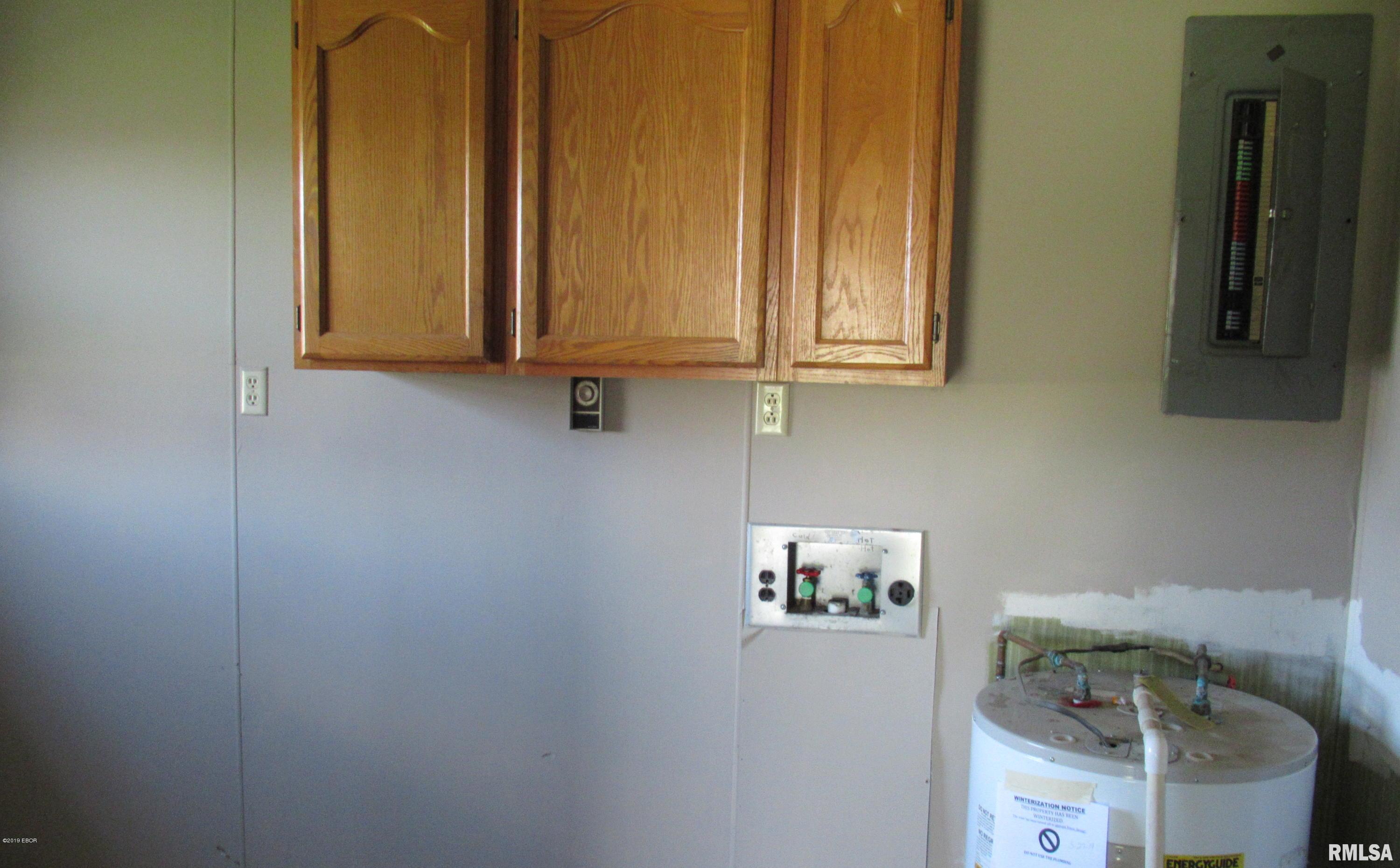 17239 Freeman Spur Road Herrin, IL 62948 - Photo 7 of 8 Gallery Image 7