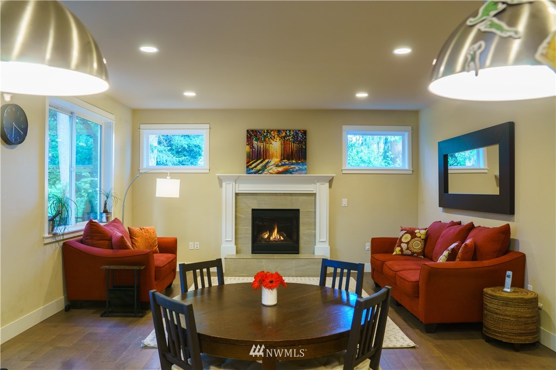 4807 224th Street Southwest Mountlake Terrace, WA 98043 - Photo 12 of 39